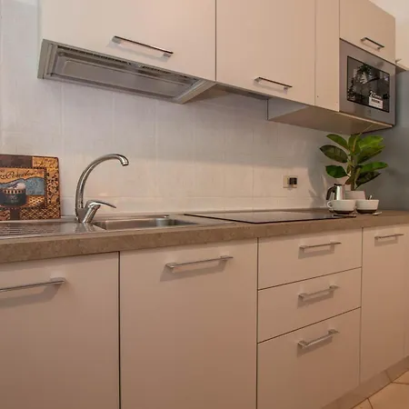 Eolo 1 Apartment *